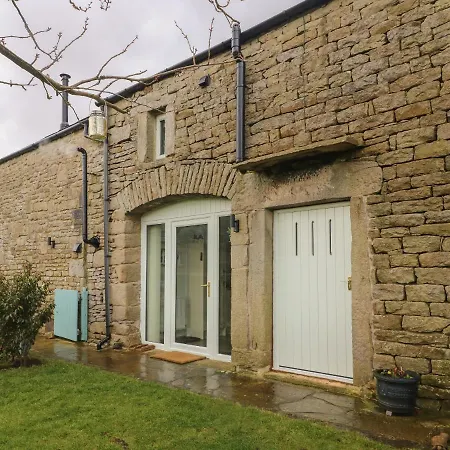 Rushton Barn Settle